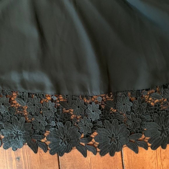 Joseph Ribkoff Guipure Bell Sleeve Women's X-Small Lace Trim A-Line Black Dress - Picture 11 of 15